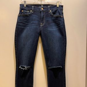 Slightly loved 7 For All Mankind dark blue cropped jeans size 29